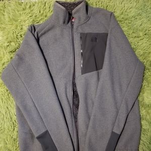 Super soft and comfortable north face fleece